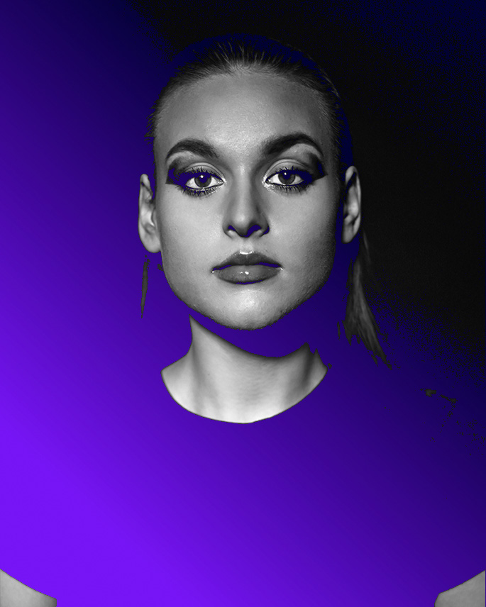 20-ΩUK_PORTRET-2 20-ΩUK_PORTRET-2